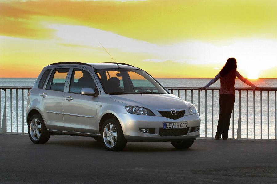  Mazda2 2002 года  (фото 83 из 113)